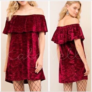 VELVET OFF SHOULDER MINI DRESS SIZE MEDIUM NWT